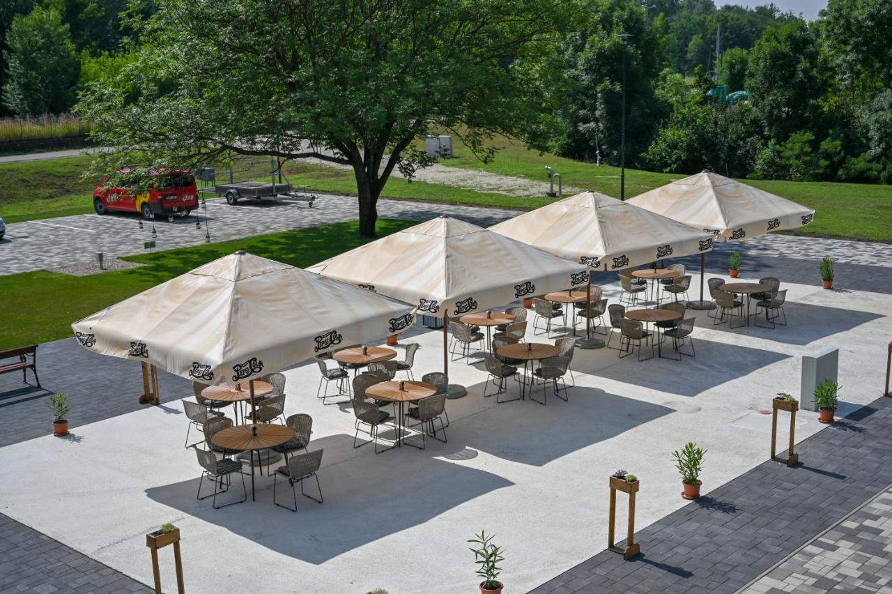 Nn Boutique Hotel 티자우이바로스 외부 사진