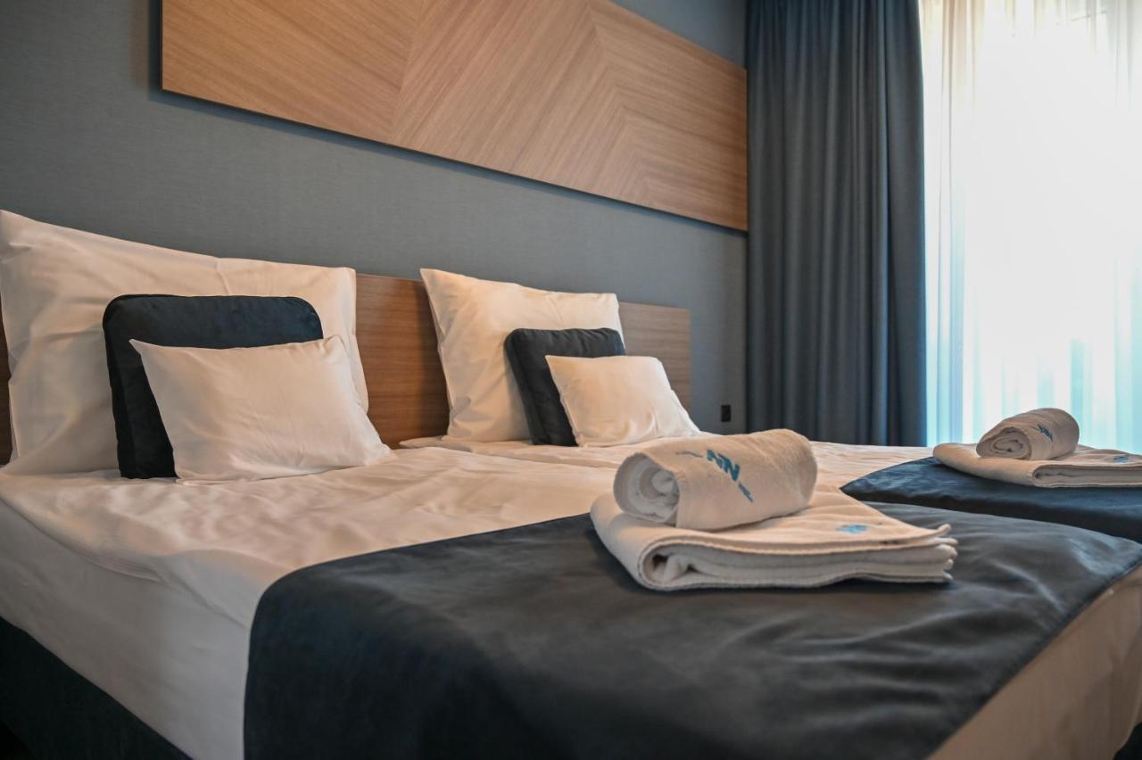 Nn Boutique Hotel 티자우이바로스 외부 사진