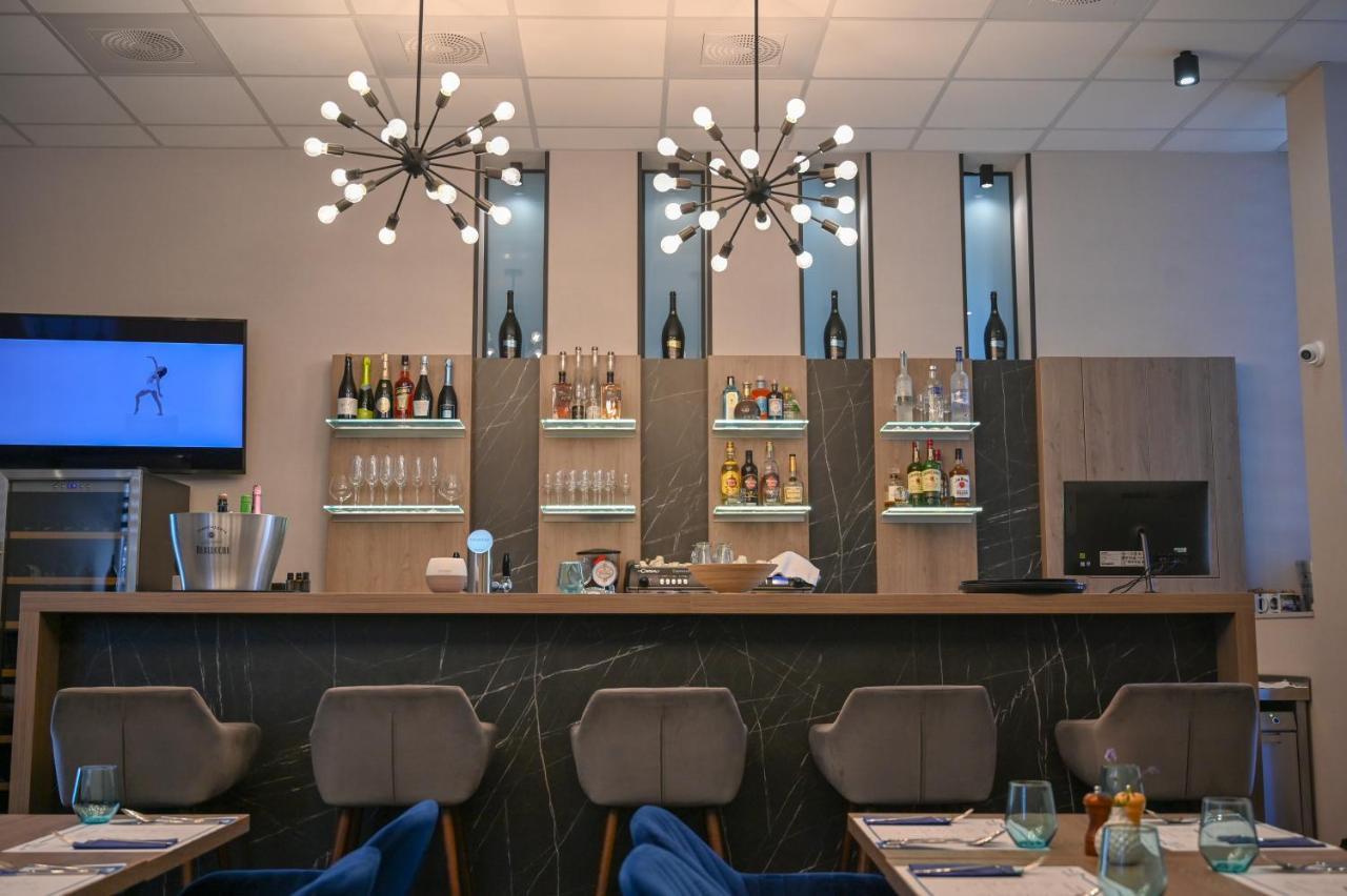 Nn Boutique Hotel 티자우이바로스 외부 사진
