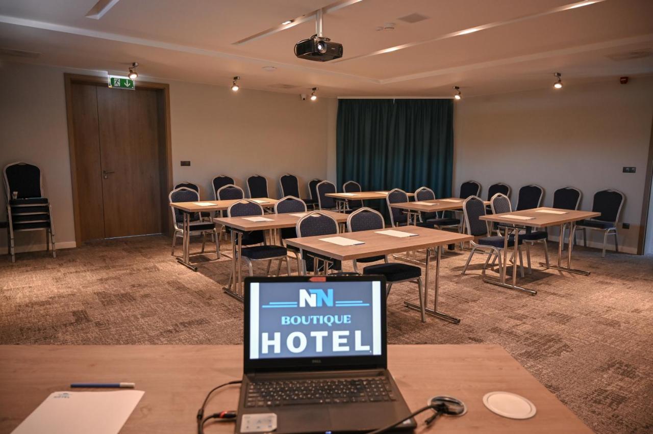 Nn Boutique Hotel 티자우이바로스 외부 사진