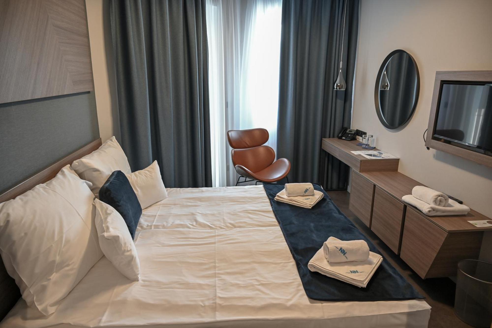 Nn Boutique Hotel 티자우이바로스 외부 사진