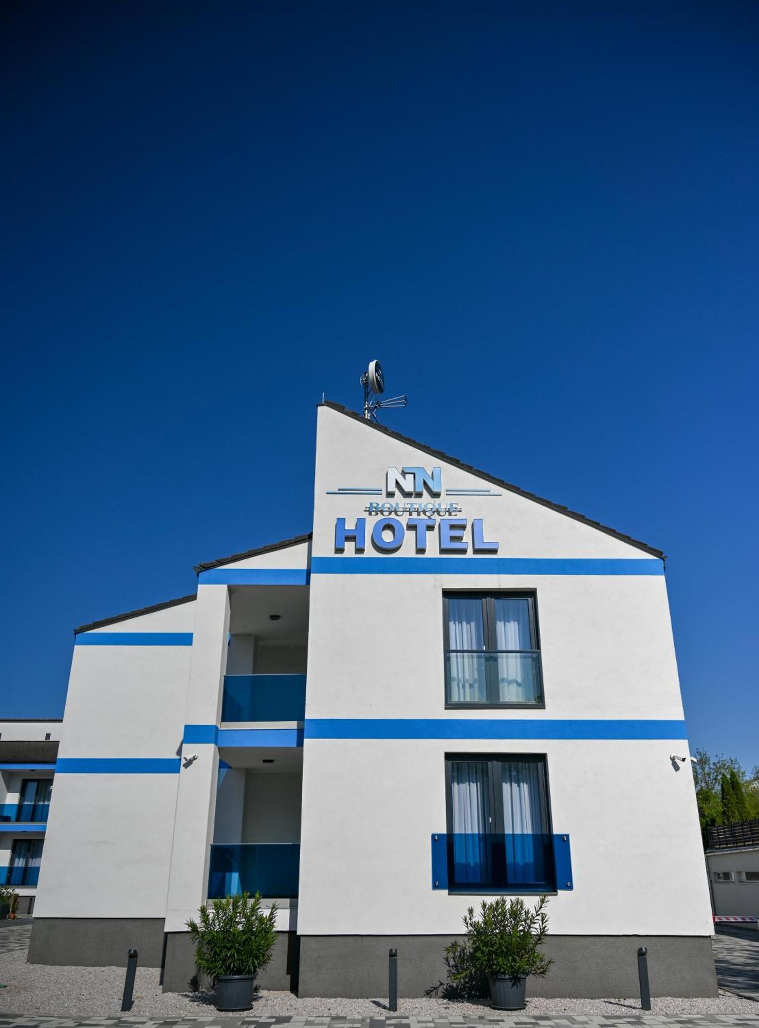 Nn Boutique Hotel 티자우이바로스 외부 사진